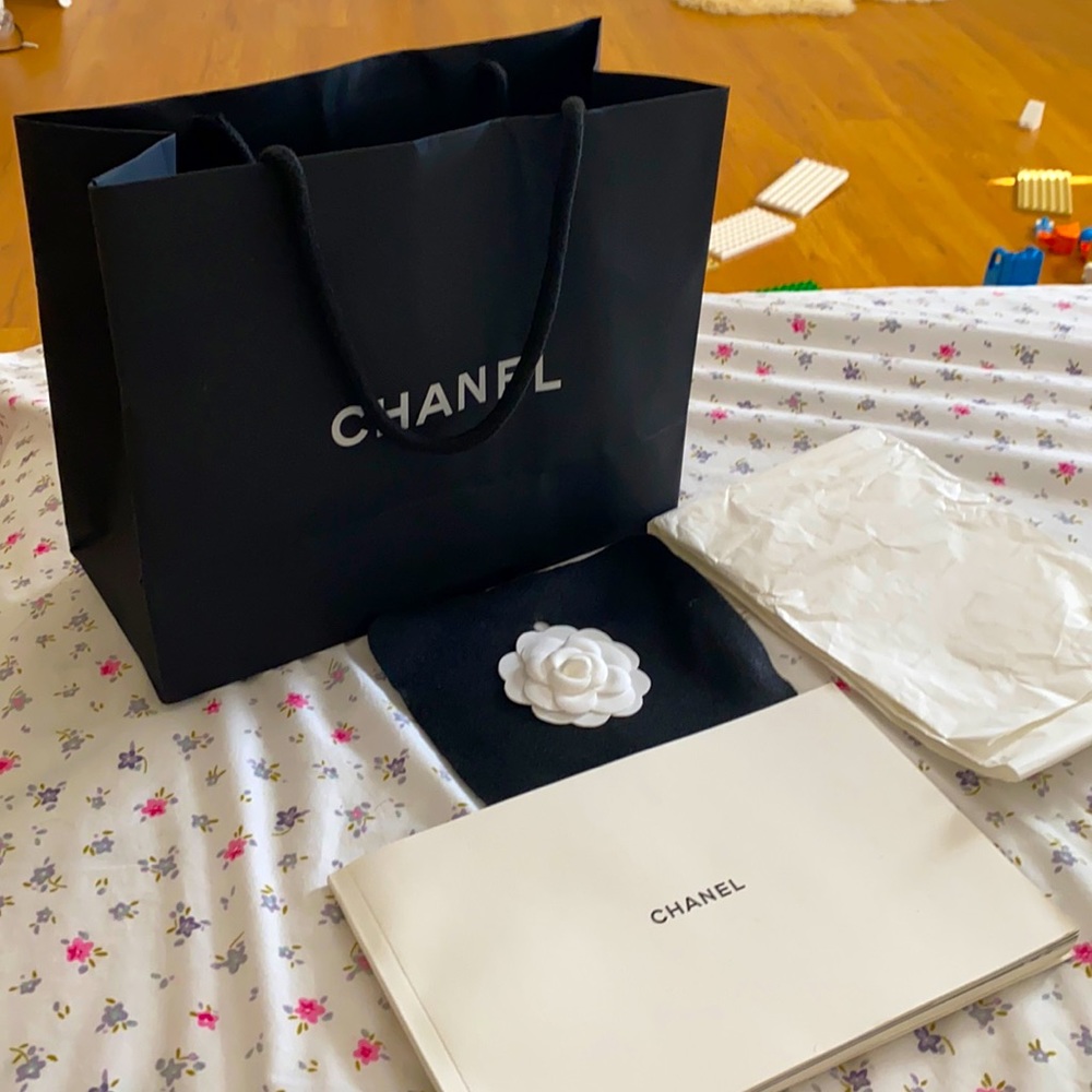 Chanel paper bag and warp paper